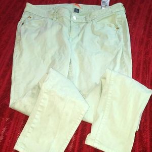 Women's straight leg Trousers, from Tommy Bahama